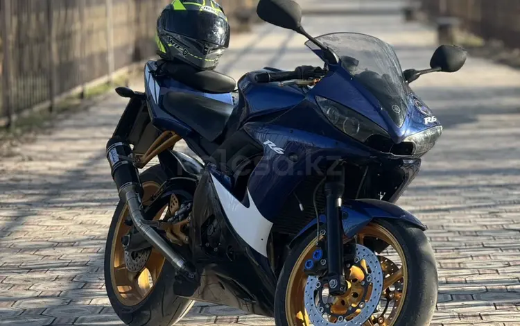 Yamaha  YZF-R6 2004 годаүшін2 700 000 тг. в Алматы