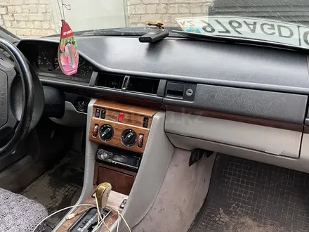 Mercedes-Benz E 300 1991 года за 800 000 тг. в Кокшетау – фото 5