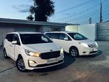 Kia Carnival 2020 года за 11 600 000 тг. в Атырау