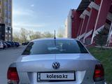 Volkswagen Polo 2014 года за 4 900 000 тг. в Актобе – фото 4