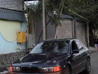 BMW 525