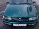 Volkswagen Passat 1995 годаfor1 550 000 тг. в Астана