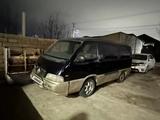 SsangYong Istana 2003 года за 2 100 000 тг. в Шымкент