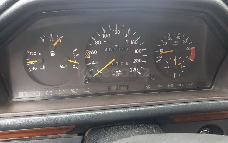 Mercedes-Benz E 230 1992 года за 1 550 000 тг. в Астана