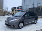 Toyota Sienna 2013 года за 11 000 000 тг. в Уральск