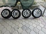 Диски и шины на бмв р18 за 90 000 тг. в Тараз