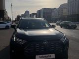 Toyota RAV4 2023 года за 18 000 000 тг. в Астана – фото 2