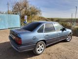 Opel Vectra 1994 года за 850 000 тг. в Абай (Келесский р-н) – фото 4