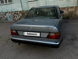 Mercedes-Benz E 260 1987 года за 1 500 000 тг. в Караганда