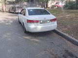 Hyundai Sonata 2006 года за 2 600 000 тг. в Алматы – фото 3