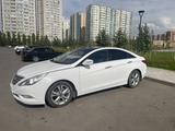 Hyundai Sonata 2012 года за 5 500 000 тг. в Астана – фото 2
