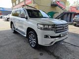 Toyota Land Cruiser 2017 года за 32 500 000 тг. в Алматы – фото 2