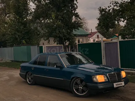 Mercedes-Benz E 230 1989 года за 1 200 000 тг. в Астана – фото 6