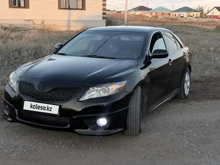 Toyota Camry 2007 года за 3 500 000 тг. в Актобе – фото 4