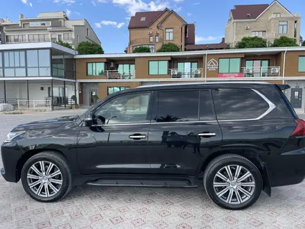 Lexus LX 570 2016 года за 34 000 000 тг. в Актау – фото 4