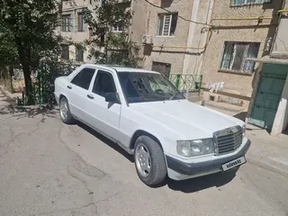 Mercedes-Benz 190