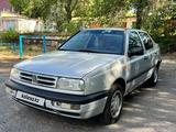 Volkswagen Vento 1994 года за 1 200 000 тг. в Караганда – фото 2