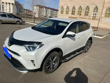 Toyota RAV4 2016 года за 12 300 000 тг. в Астана – фото 9