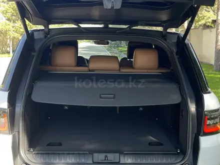 Land Rover Range Rover Sport 2018 года за 30 000 000 тг. в Алматы – фото 11