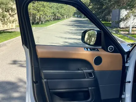 Land Rover Range Rover Sport 2018 года за 30 000 000 тг. в Алматы – фото 14