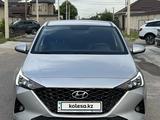 Hyundai Accent 2022 года за 8 600 000 тг. в Шымкент