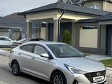 Hyundai Accent 2021 года за 8 400 000 тг. в Шымкент – фото 2