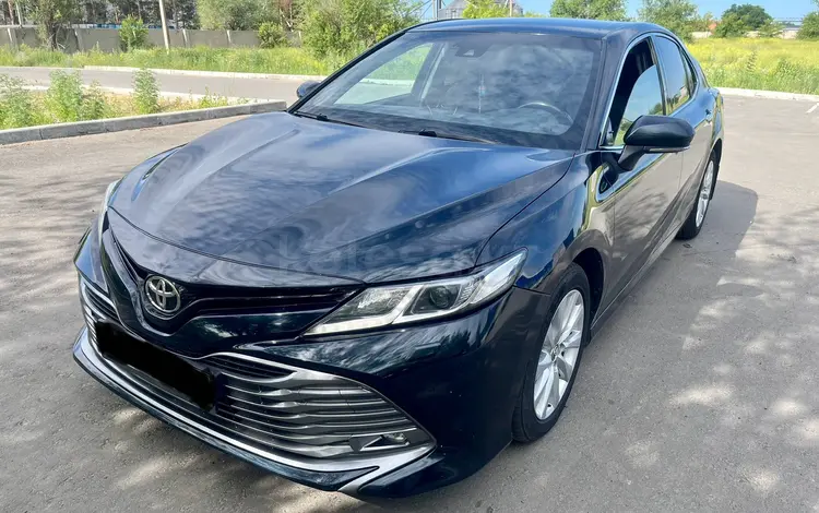 Toyota Camry 2018 года за 13 000 000 тг. в Павлодар