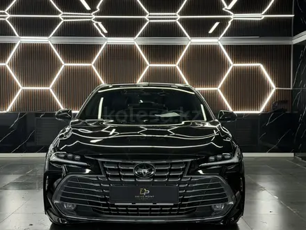 Toyota Avalon 2024 года за 15 990 000 тг. в Алматы – фото 2