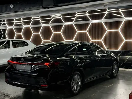 Toyota Avalon 2024 года за 15 990 000 тг. в Алматы – фото 8