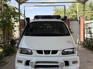Mitsubishi Delica