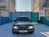 Mercedes-Benz E 220 1995 года за 1 800 000 тг. в Усть-Каменогорск