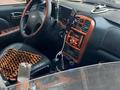 Hyundai Sonata 2004 года за 1 900 000 тг. в Алматы – фото 2