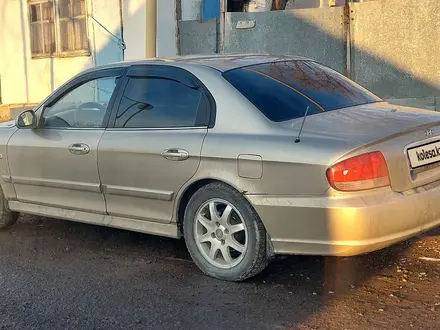 Hyundai Sonata 2004 года за 1 900 000 тг. в Алматы – фото 7