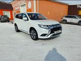 Mitsubishi Outlander 2022 года за 10 900 000 тг. в Костанай – фото 2