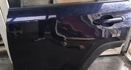 Дверь задний левый правый раф4 2019-2025 за 250 000 тг. в Алматы – фото 2