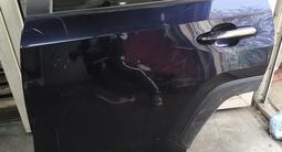 Дверь задний левый правый раф4 2019-2025 за 250 000 тг. в Алматы – фото 4