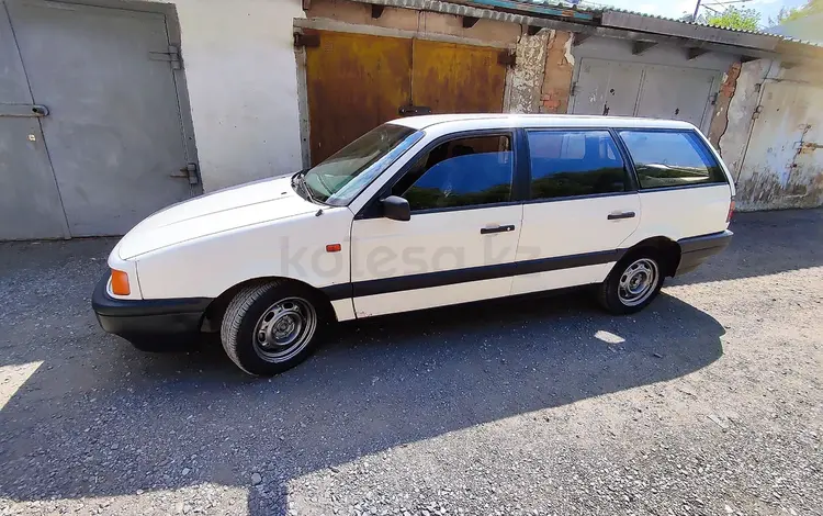 Volkswagen Passat 1993 года за 1 395 000 тг. в Караганда