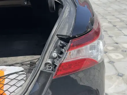 Toyota Camry 2020 года за 10 500 000 тг. в Атырау – фото 9