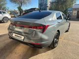 Hyundai Elantra 2021 года за 8 200 000 тг. в Уральск – фото 3