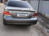 Toyota Camry 2005 года за 6 100 000 тг. в Алматы – фото 2