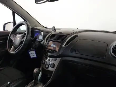 Chevrolet Tracker 2014 года за 3 740 000 тг. в Шымкент – фото 15
