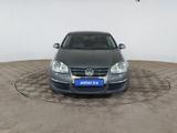 Volkswagen Jetta 2005 года за 1 960 000 тг. в Шымкент – фото 2