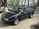 Volkswagen Passat 1993 годаүшін1 350 000 тг. в Павлодар