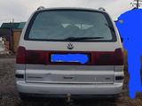 Volkswagen Sharan 2000 года за 3 000 000 тг. в Кокшетау – фото 4