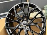 R19 8, 5J ET32 5x112 66.6 GLOSS BLACK за 380 000 тг. в Алматы