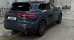 Porsche Cayenne 2018 года за 24 750 000 тг. в Астана