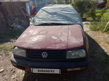 Volkswagen Vento 1994 года за 550 000 тг. в Тараз – фото 2