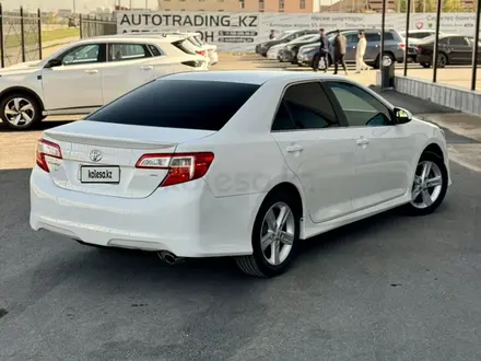 Toyota Camry 2013 года за 9 000 000 тг. в Шымкент – фото 3