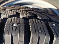 Шины шипованные YOKOHAMA 205/70 R15 с дисками 5х114.3 за 120 000 тг. в Павлодар – фото 3