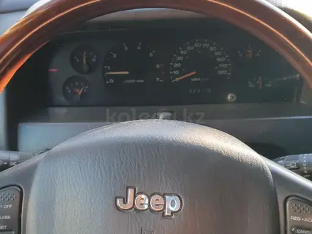 Jeep Grand Cherokee 2003 года за 8 500 000 тг. в Уральск – фото 4